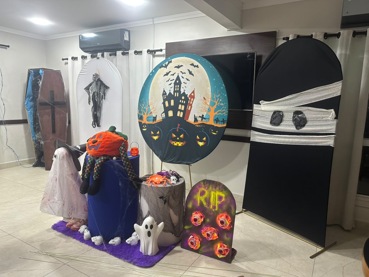 Decoração de Halloween do Atua 2026